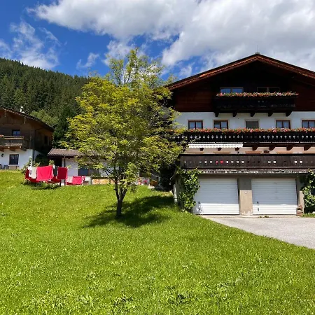 Taubenstein By Interhome Neukirchen am Großvenediger